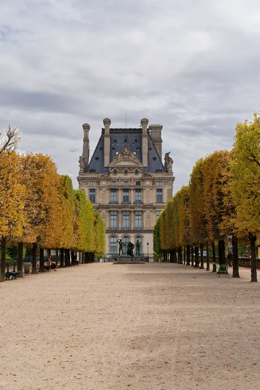 Photo from 2025 Paris album - Image 13