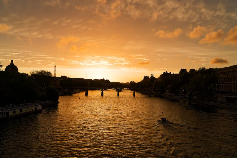 Photo from 2025 Paris album - Image 17