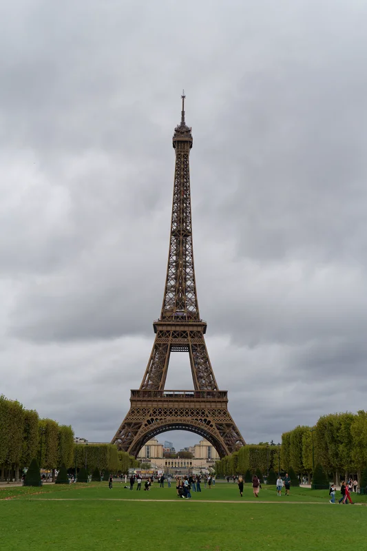 Photo from 2025 Paris album - Image 85