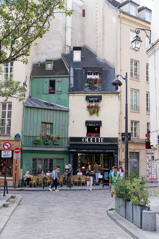 Photo from 2025 Paris album - Image 121